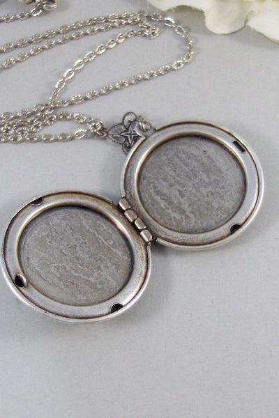 Noctua,Owl,Locket,Silver Locket,Silver Necklace,Owl,Silver,Woodland,Antique Locket. Handmade jewelry by valleygirldesigns.