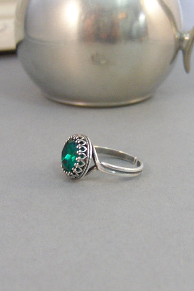 SALE Vintage Emerald,Ring,Silver,Emerald Ring,Antique Ring,Blue Ring,Wrapped,Emerald,Bridesmaid,Green Stone,Birthstone. valleygirldesigns.
