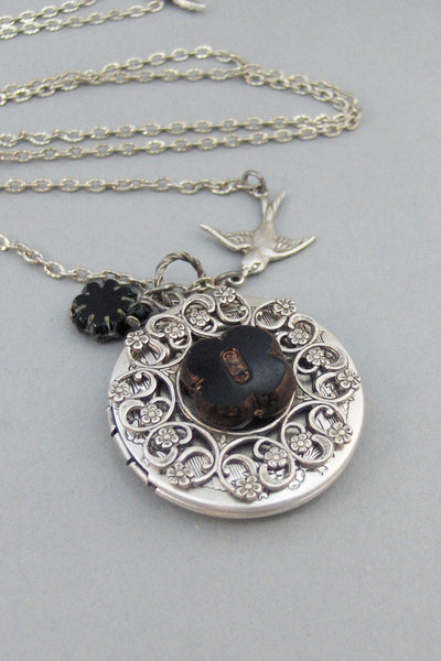 Midnight Clover,Black Clover,Clover,Silver Locket,Locket,Necklace,Antique Locket,Summer,Boho,Gypsy,Flower Locket,Floral.valleygirldesigns.