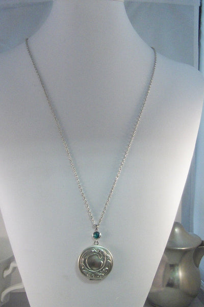 SALE/Emerald Estelle,Locket,Silver Locket,Emerald LocketFlower,Green,Emerald,Locket,Emerald Neckalce,Green Stone,Irish,valleygirldesigns.