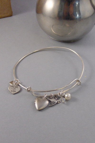 Birdies Heart,Bracelet,Bangle,Bangle Bracelet.Silver Bracelet,,Personalize,Locket,Locket Bracelet,Bird Bracelet,Bird,Lock valleygirldesigs.