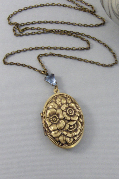 Sapphire Bell,Vintage Brass Locket,Locket,Antique Locket,Patina,Patina Locket,Vintage Locket, Diamond,Vintage Stone,CrystaValleygirldesigns.