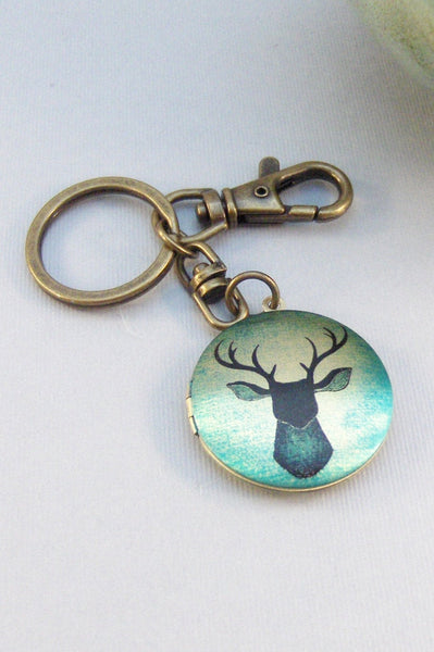 STag,Stag Locket,Stag Keychain,Deer Locket,Deer Key chain,Keychain,Men,Groosmen,Groom,Father,Dad,Wedding,Gift.GreenLocket valleygirldesigns.