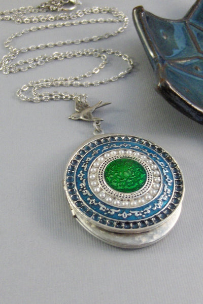 SALE Green Goddess,Locket,Silver,Turquoise Necklace,Green Necklace,Necklace,Antique Locket,Blue Stone,Green STone,STone.valleygirldesigns.