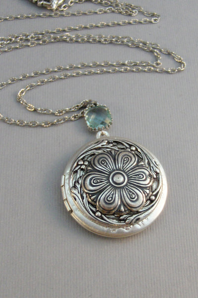 Sage Mist,Peridot Necklace,Green Locket,Sage,Flower of Life,Flower Locket,Green,Peridot,Peridot Locket,August Birthstone,Peridot Birthstone