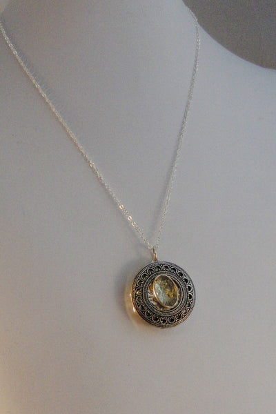 Green Amethyst Locket,Locket,Silver Locket,Sterling Silver Locket,Sterling,Green,Green Locket,Birthstone Locket,August Birthstone