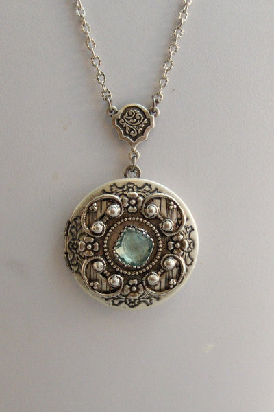 Tidewater Peridot,Peridot Locket,Locket,Silver Locket,Green Locket,August Birthstone,Birthstone Locket,Green Locket, valleygirldesigns.
