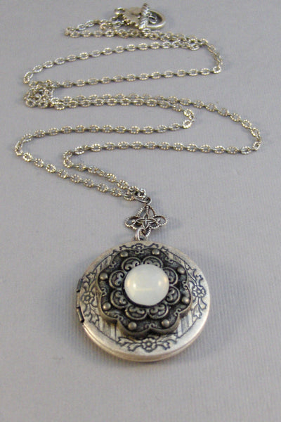 SALE Transcendance,Locket,Antique Locket,Silver Locket,Moonstone,Flower,Flower of Life,Moonstone Necklace,Moonstone Locket,Moon,