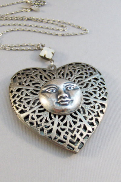 Moon Child,Moon,Locket,Antique Locket,Silver Locket,Moonstone,Goddess,Moonstone Necklace,Moonstone Locket,Moon,Moonstone Locket,Moon Girl